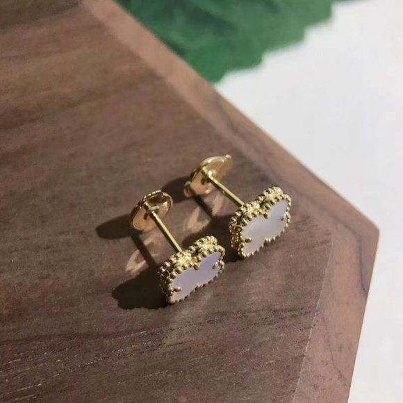 Van Cleef & Arpels 18K gold four-leaf clover earrings - Picture 6 of 6